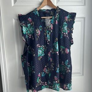 Adorable flutter sleeve blouse